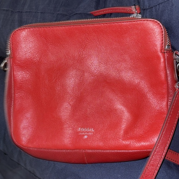 Fossil Sydney Two tone Red double zipper Crossbody Bag - Picture 9 of 13